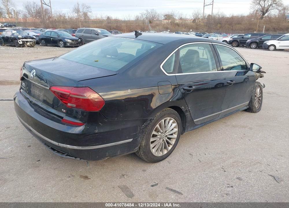 2017 VOLKSWAGEN PASSAT VIN: 1VWBT7A30HC033721