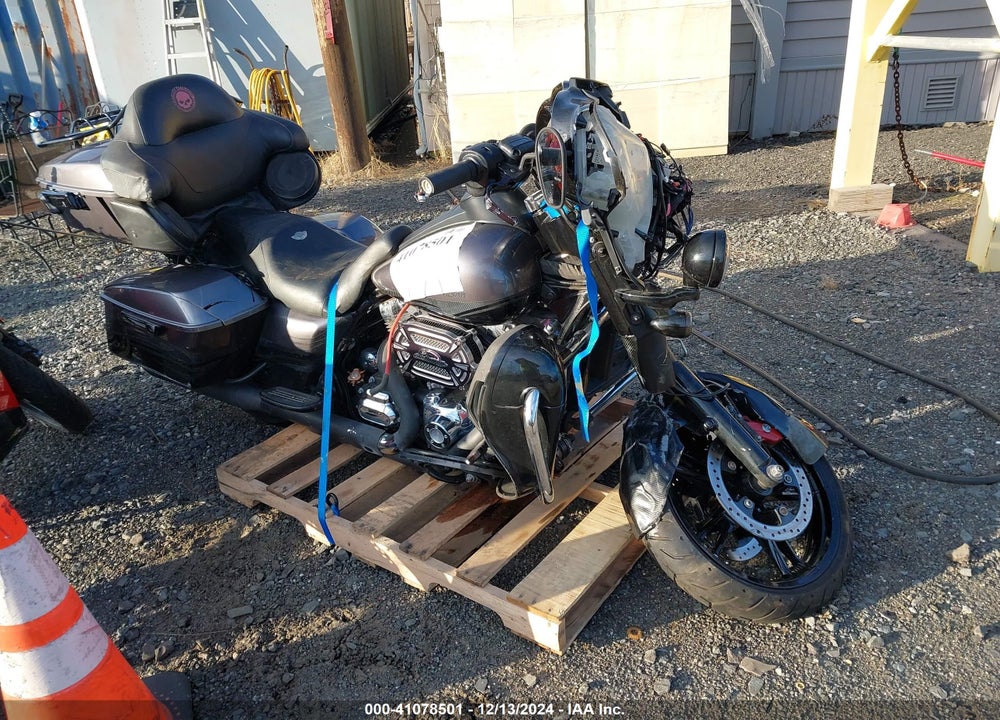 2014 HARLEY-DAVIDSON FLHTK ELECTRA GLIDE ULTRA LTD VIN: 1HD1KEL15EB618263