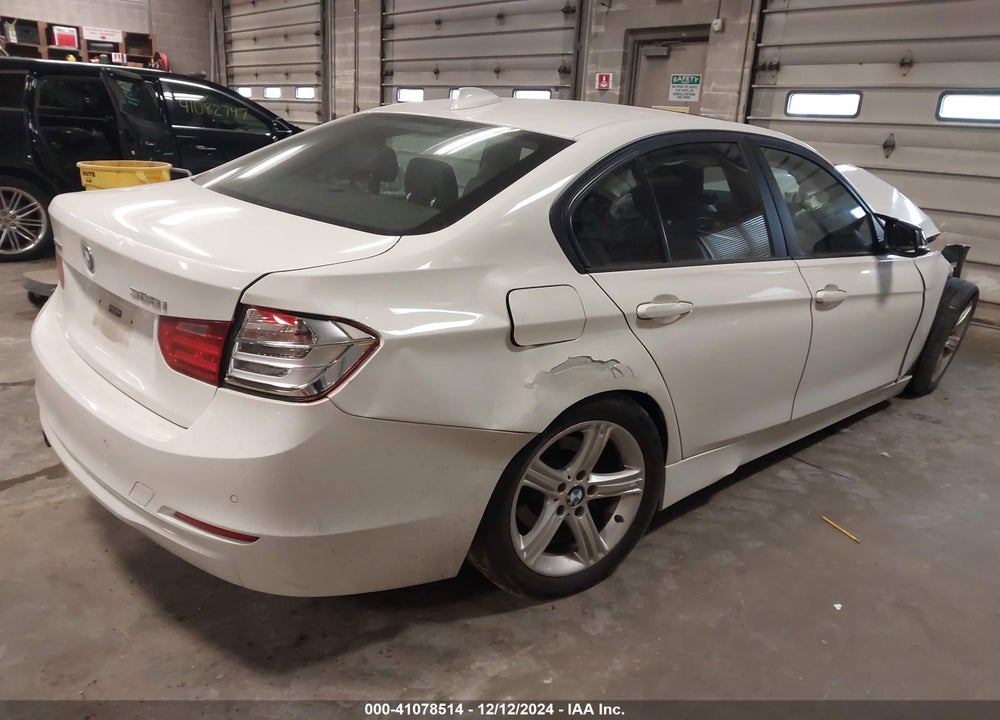 2013 BMW 328 VIN: WBA3B5C56DF597635