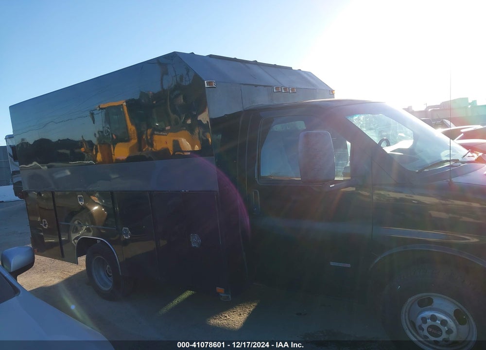 2006 GMC SAVANA CUTAWAY WORK VAN VIN: 1GDJG312961171278