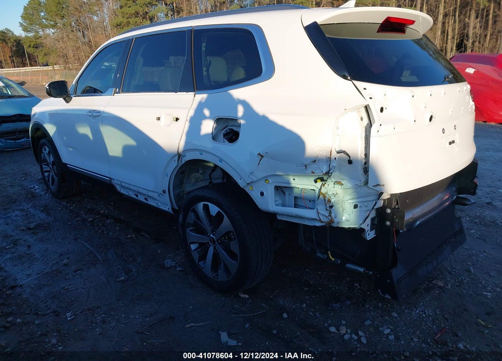 2020 KIA TELLURIDE S VIN: 5XYP64HC5LG015739