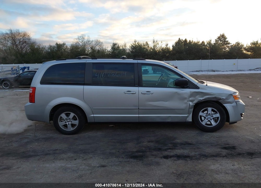 2010 DODGE GRAND CARAVAN HERO VIN: 2D4RN3D15AR426189