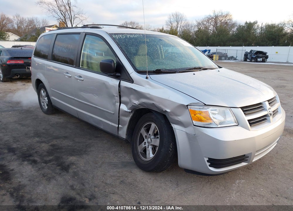 2010 DODGE GRAND CARAVAN HERO VIN: 2D4RN3D15AR426189