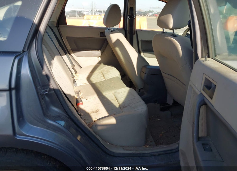 2009 FORD FOCUS SE VIN: 1FAHP35N79W222071