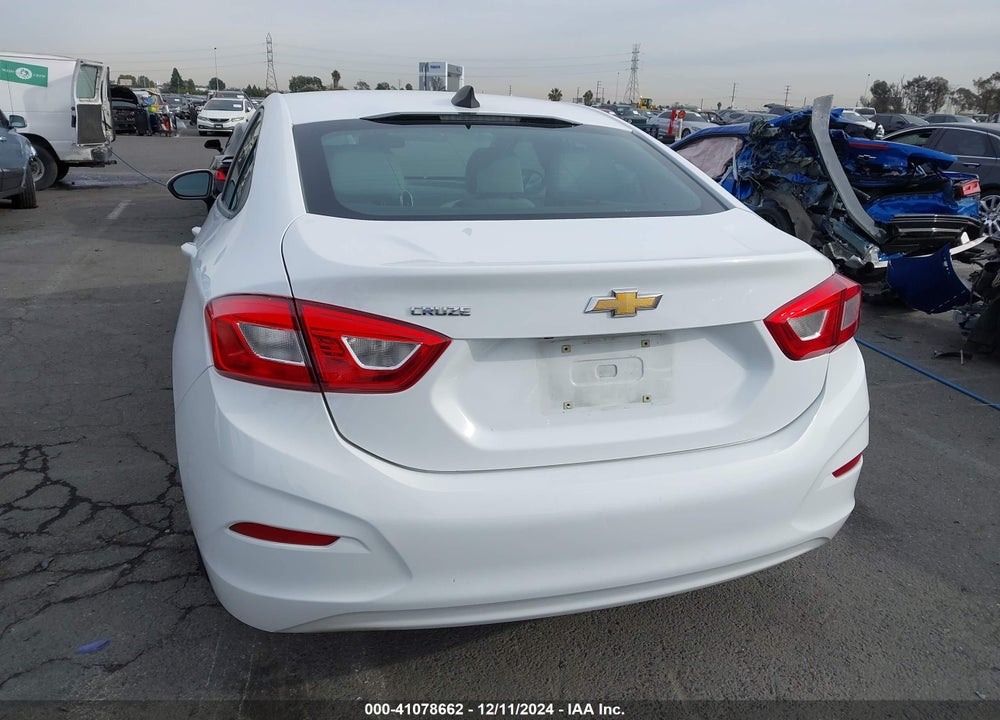 2019 CHEVROLET CRUZE VIN: 1G1BC5SM6K7120286