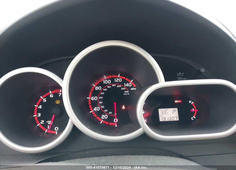 2009 PONTIAC VIBE VIN: 5Y2SP67039Z435651