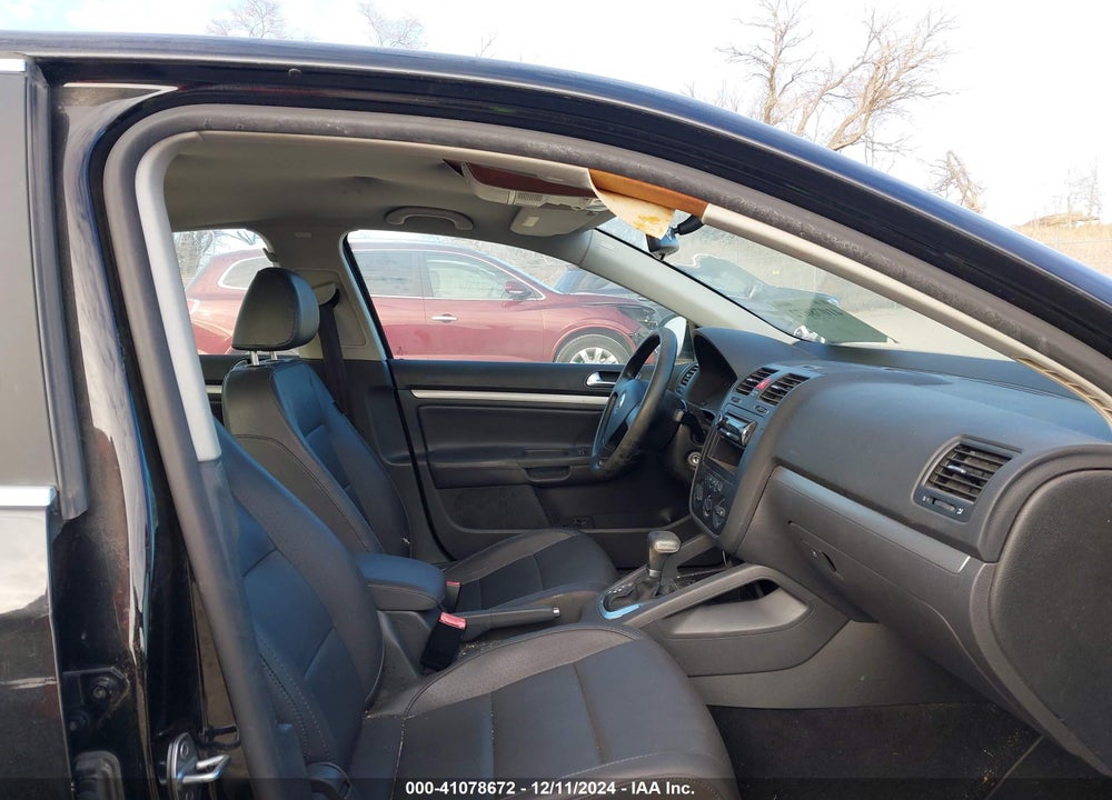 2007 VOLKSWAGEN JETTA 2.5 VIN: 3VWRF71K67M024368
