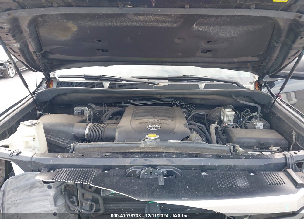 2017 TOYOTA TUNDRA SR5 5.7L V8 VIN: 5TFDW5F15HX646506