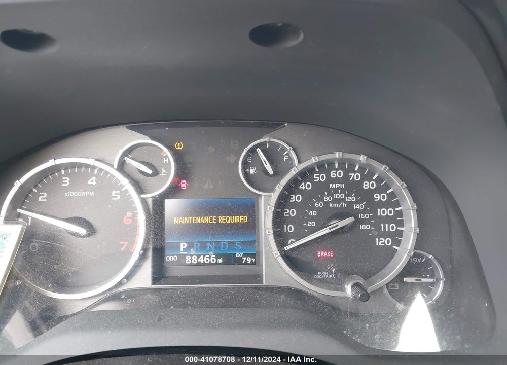 2017 TOYOTA TUNDRA SR5 5.7L V8 VIN: 5TFDW5F15HX646506