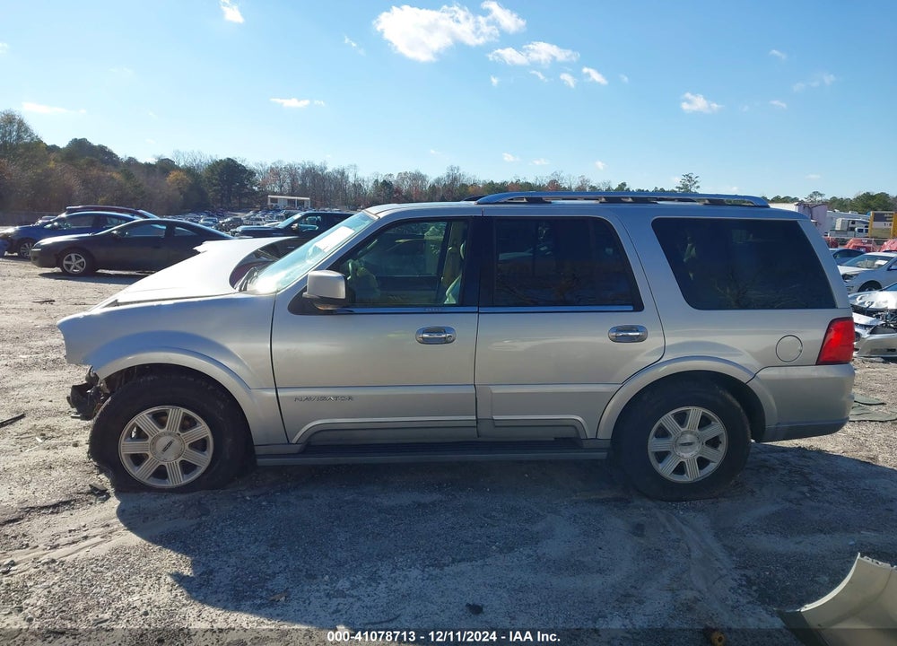 2003 LINCOLN NAVIGATOR VIN: 5LMFU27RX3LJ48599