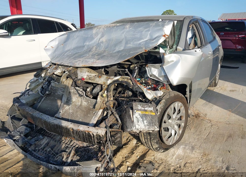 2018 TOYOTA COROLLA LE VIN: 5YFBURHE0JP787248