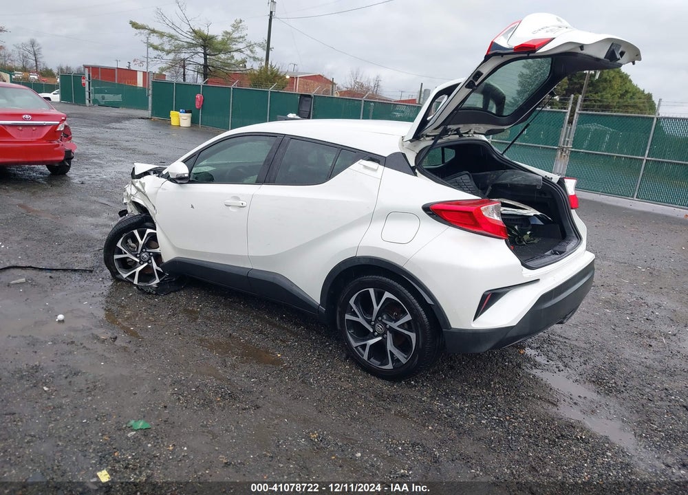 2018 TOYOTA C-HR XLE VIN: NMTKHMBX4JR008991