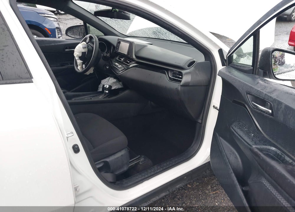 2018 TOYOTA C-HR XLE VIN: NMTKHMBX4JR008991