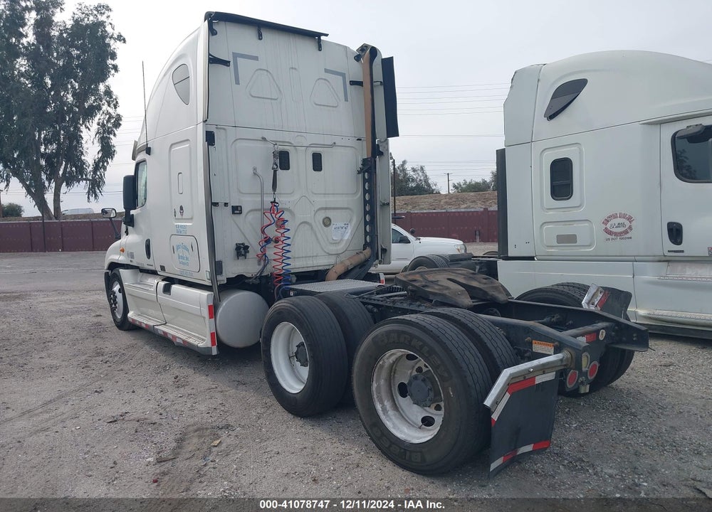 2011 FREIGHTLINER CASCADIA 125 VIN: 1FUJGLDR9BSAZ3954