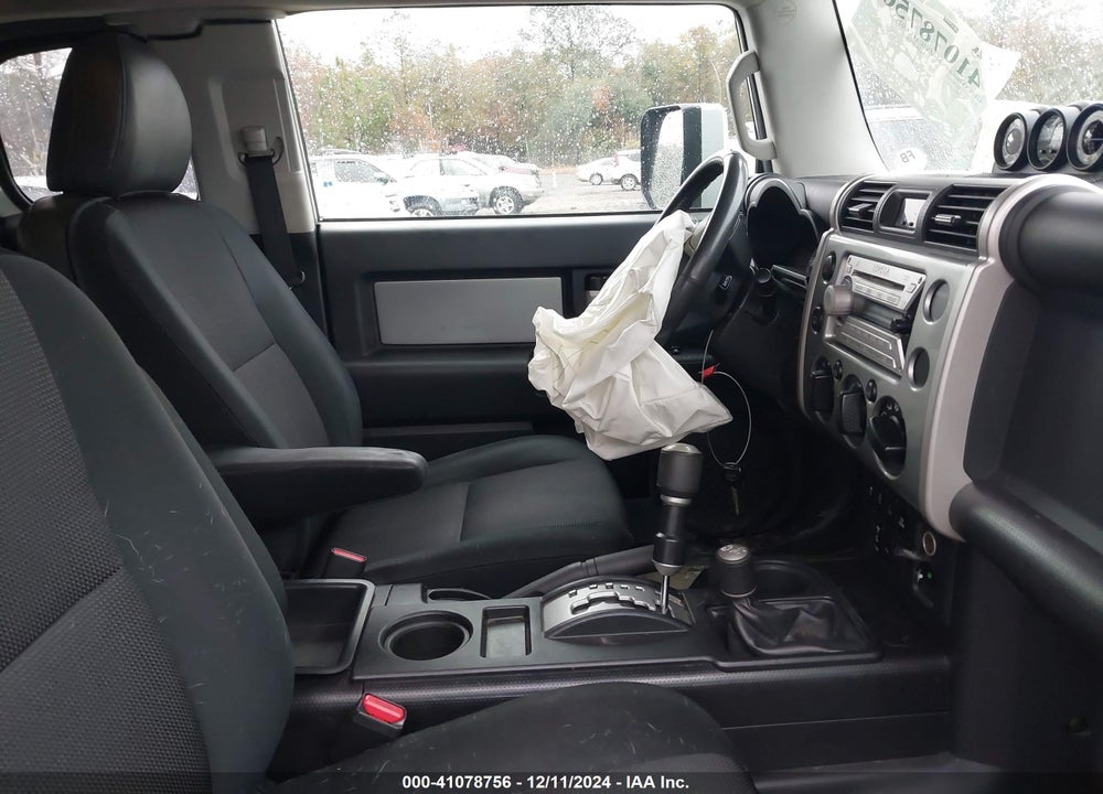 2010 TOYOTA FJ CRUISER VIN: JTEBU4BFXAK087798