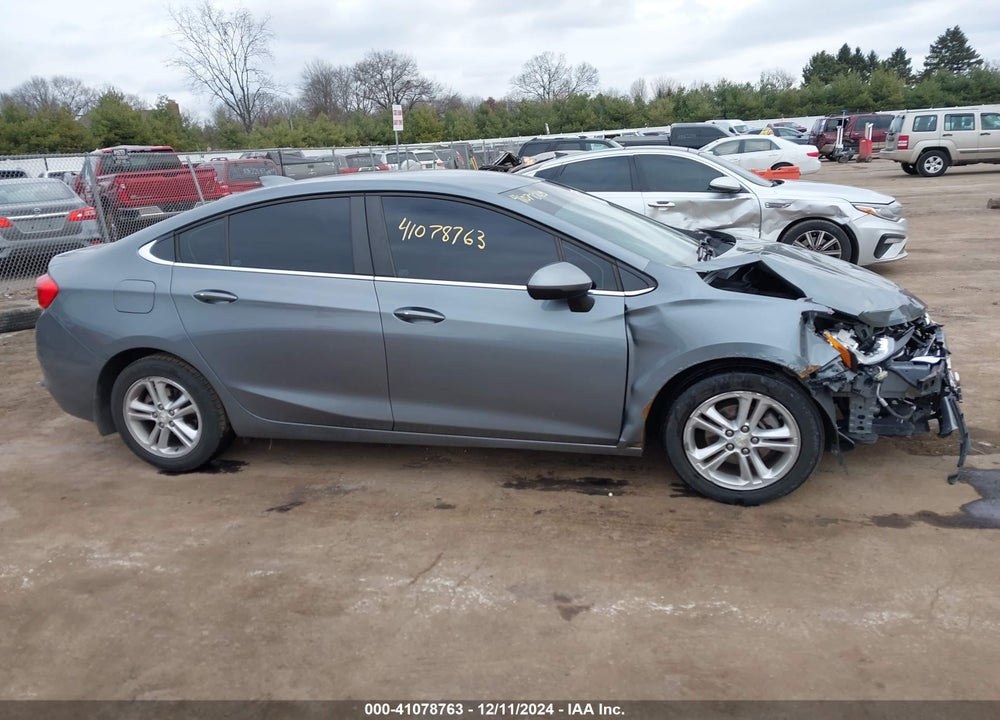2018 CHEVROLET CRUZE LT AUTO VIN: 1G1BE5SM7J7125943