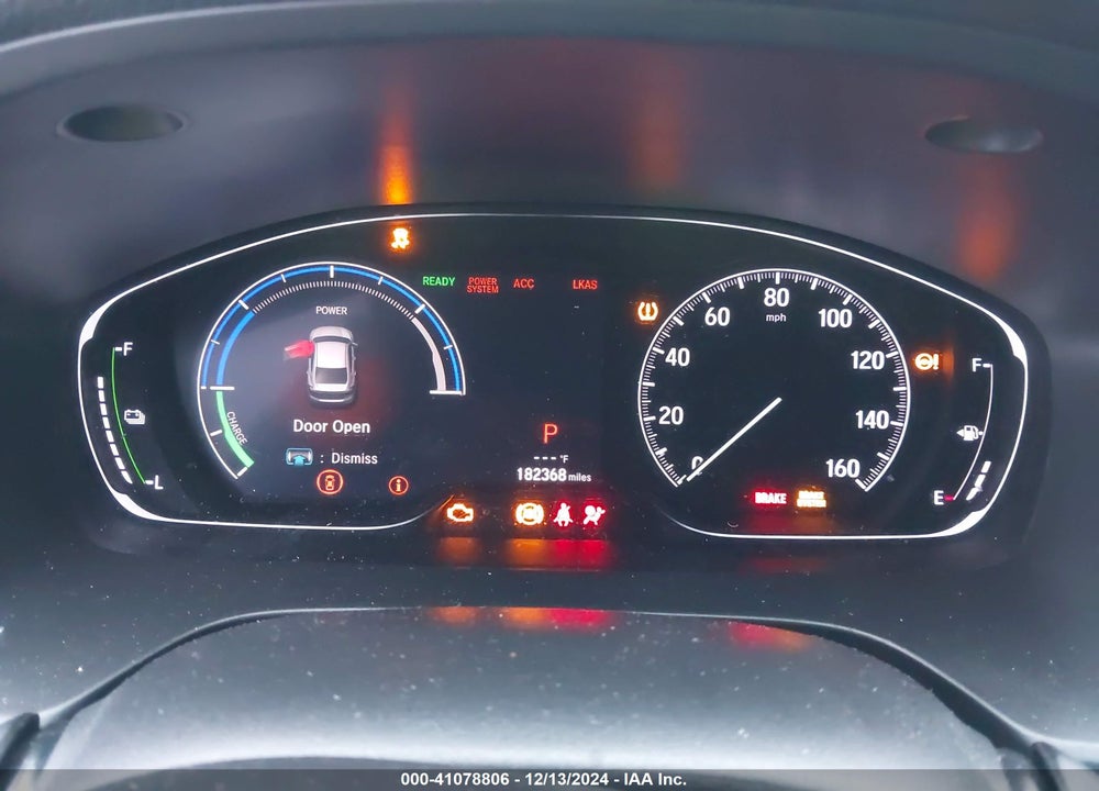 2019 HONDA INSIGHT EX VIN: 19XZE4F54KE033984