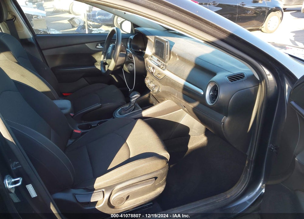 2020 KIA FORTE LXS VIN: 3KPF24AD2LE217073