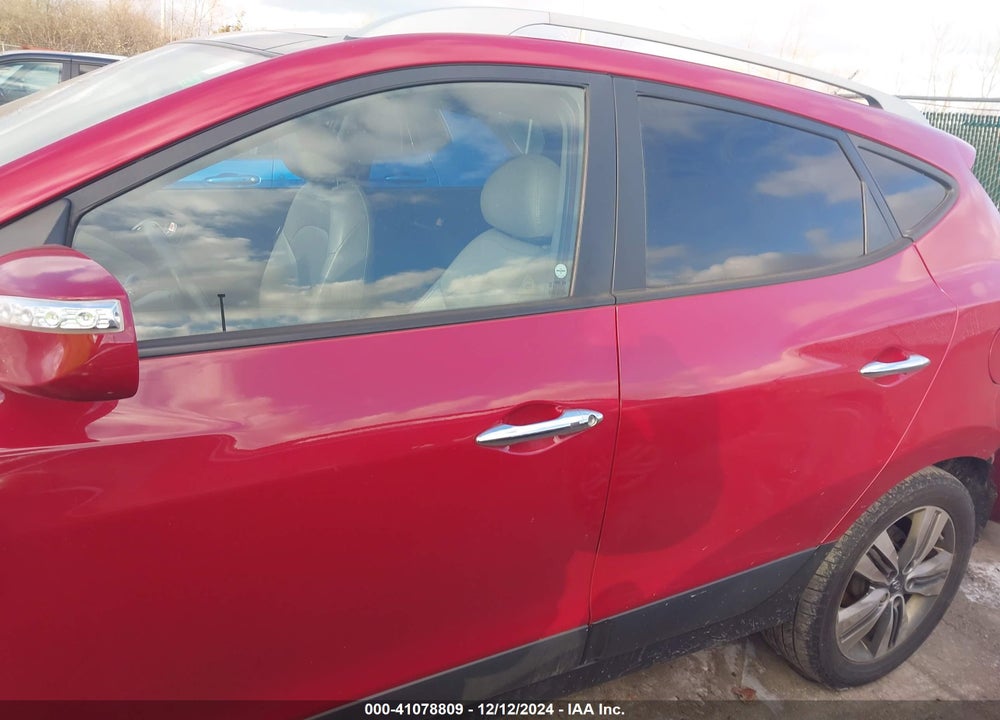 2015 HYUNDAI TUCSON LIMITED VIN: KM8JU3AG1FU979885