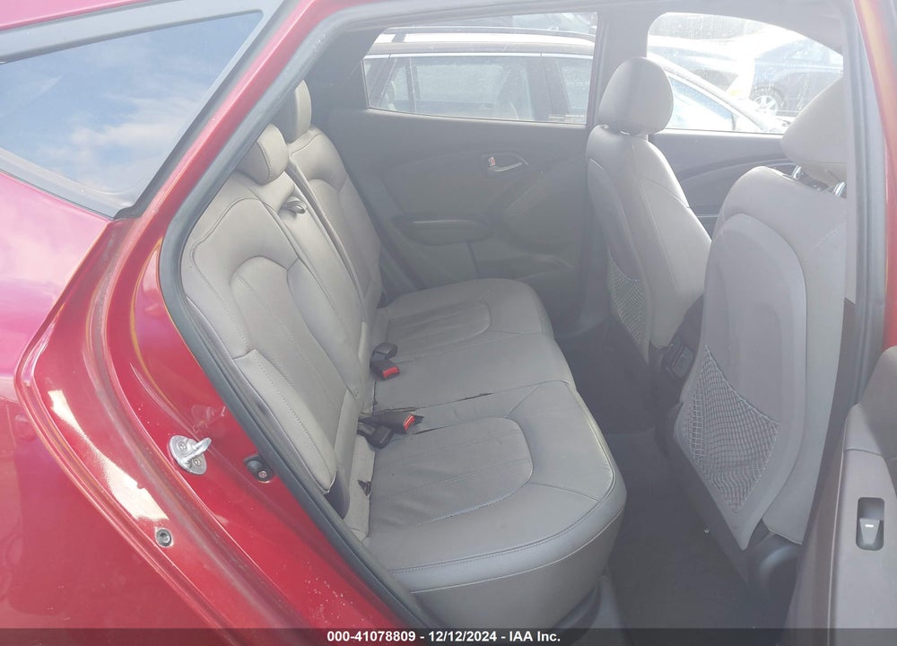 2015 HYUNDAI TUCSON LIMITED VIN: KM8JU3AG1FU979885