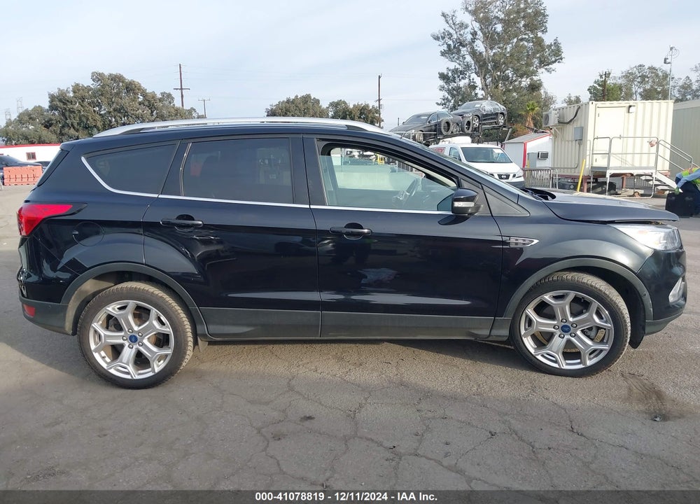 2019 FORD ESCAPE TITANIUM VIN: 1FMCU0J95KUA25546