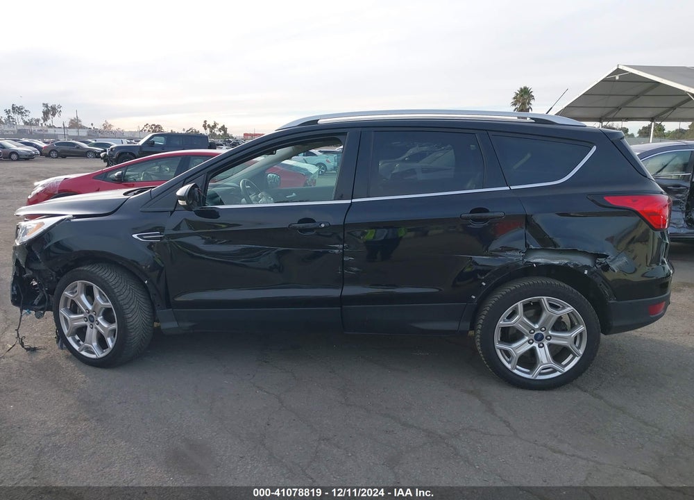 2019 FORD ESCAPE TITANIUM VIN: 1FMCU0J95KUA25546