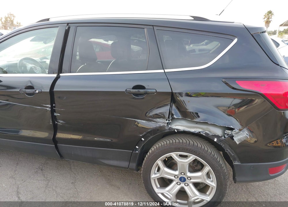 2019 FORD ESCAPE TITANIUM VIN: 1FMCU0J95KUA25546