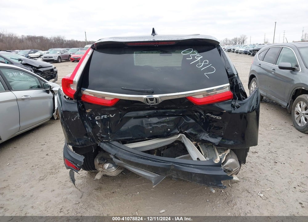 2018 HONDA CR-V EX VIN: 7FARW2H50JE039812