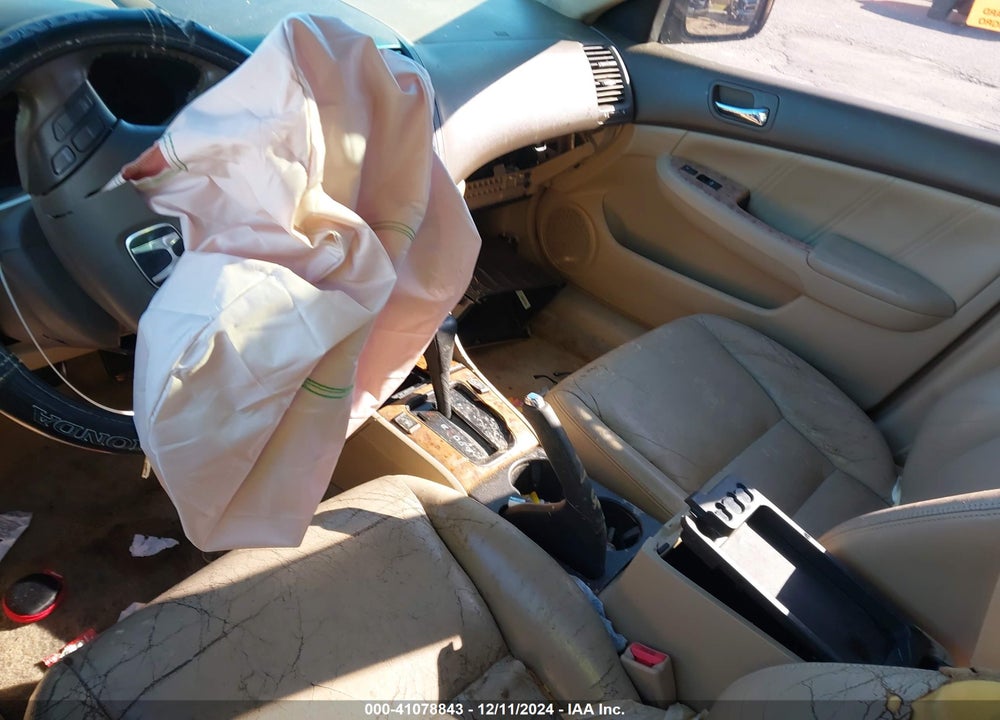 2004 HONDA ACCORD 3.0 EX VIN: 1HGCM66544A103723