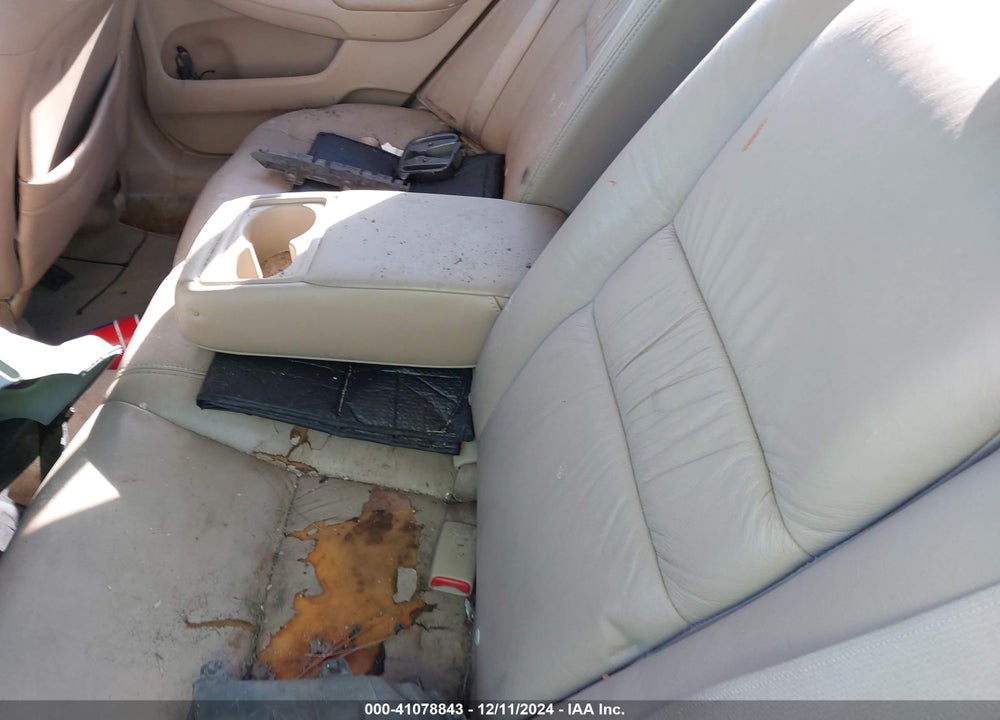 2004 HONDA ACCORD 3.0 EX VIN: 1HGCM66544A103723