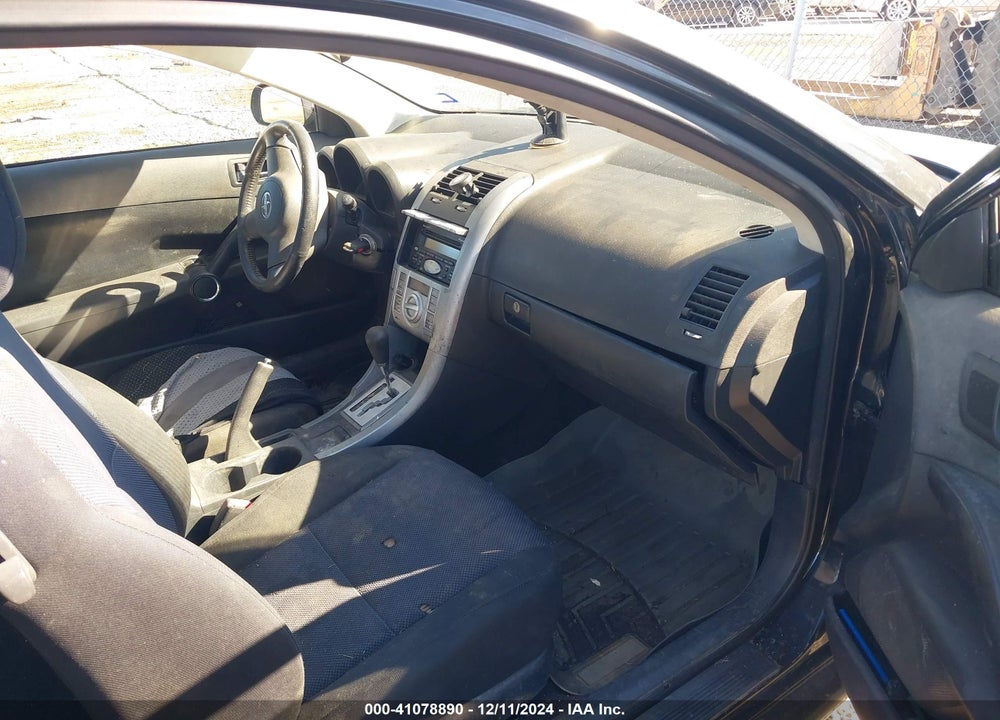 2005 SCION TC VIN: JTKDE177950058748