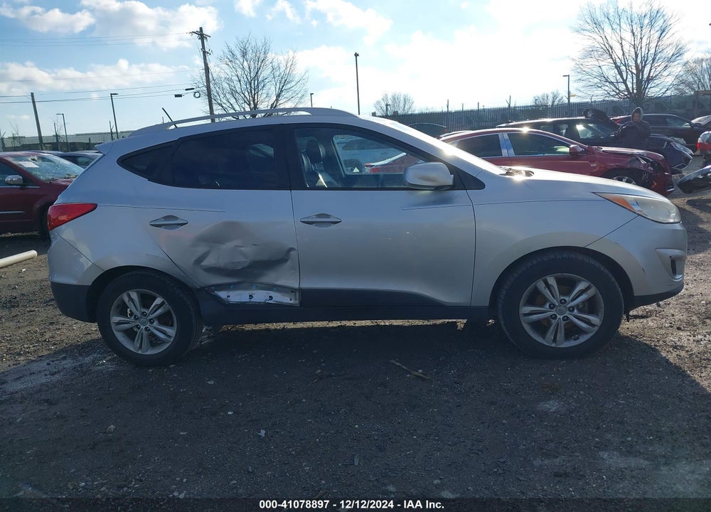 2011 HYUNDAI TUCSON GLS VIN: KM8JU3AC0BU207000