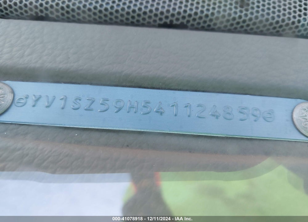 2004 VOLVO XC70 VIN: YV1SZ59H541124859