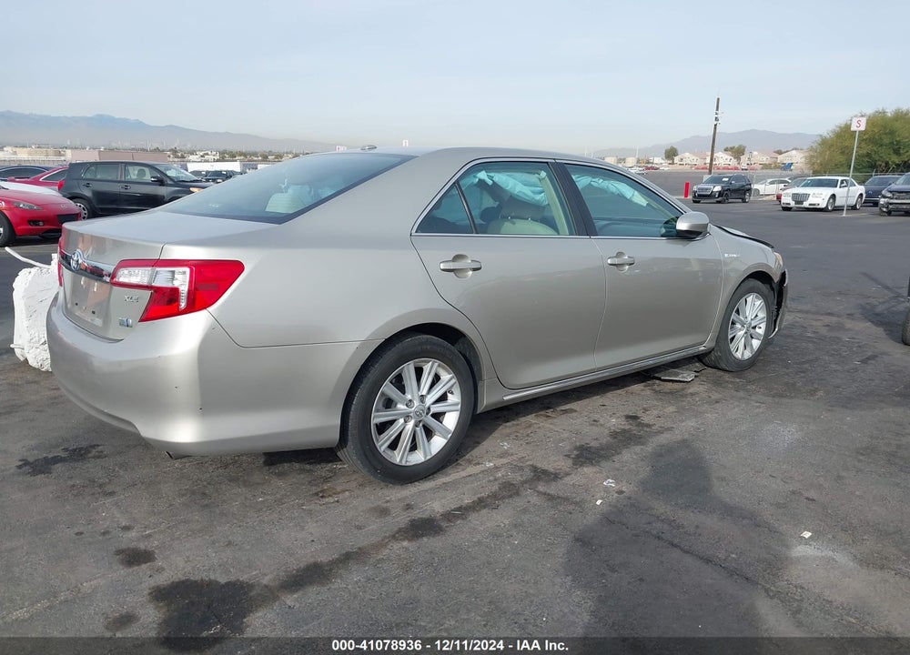 2014 TOYOTA CAMRY HYBRID XLE VIN: 4T1BD1FK8EU104873