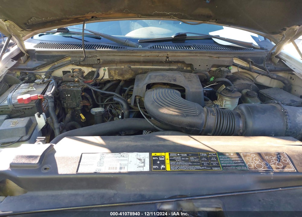 2003 FORD F-150 LARIAT/XLT VIN: 1FTRW08L33KD14240