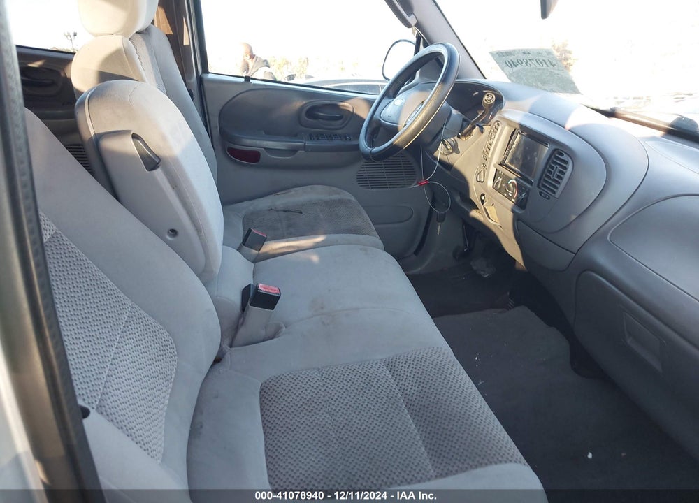 2003 FORD F-150 LARIAT/XLT VIN: 1FTRW08L33KD14240