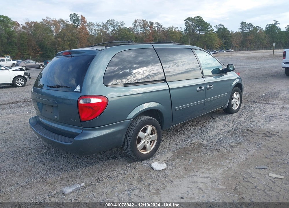 2007 DODGE GRAND CARAVAN SXT VIN: 2D4GP44L07R166480