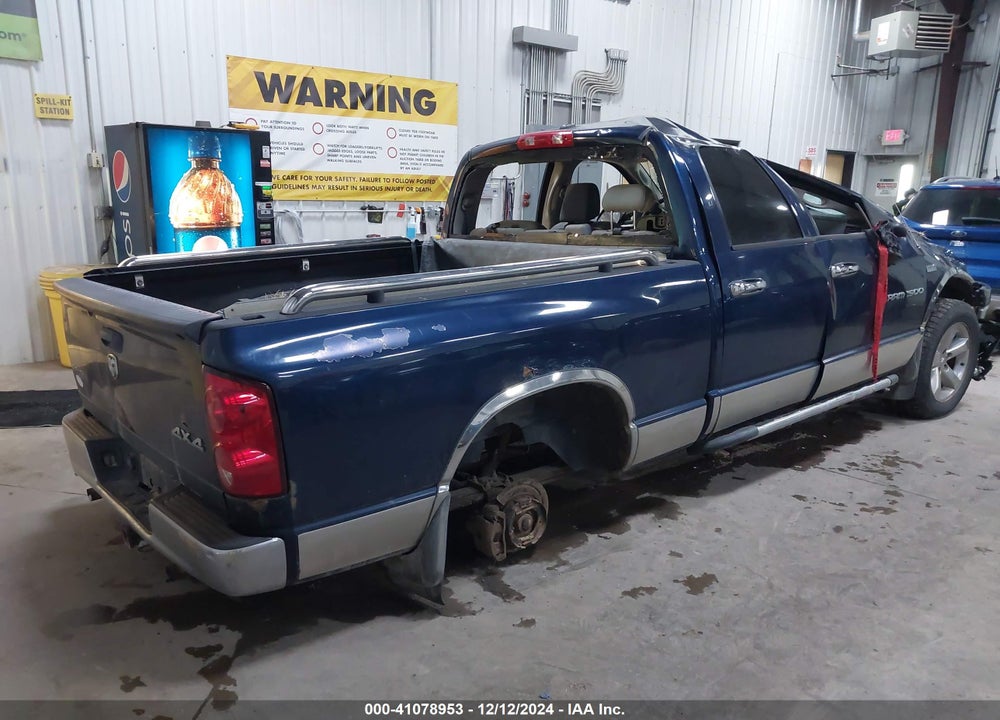 2007 DODGE RAM 1500 SLT/TRX4 OFF ROAD/SPORT VIN: 1D7HU182X7J584727