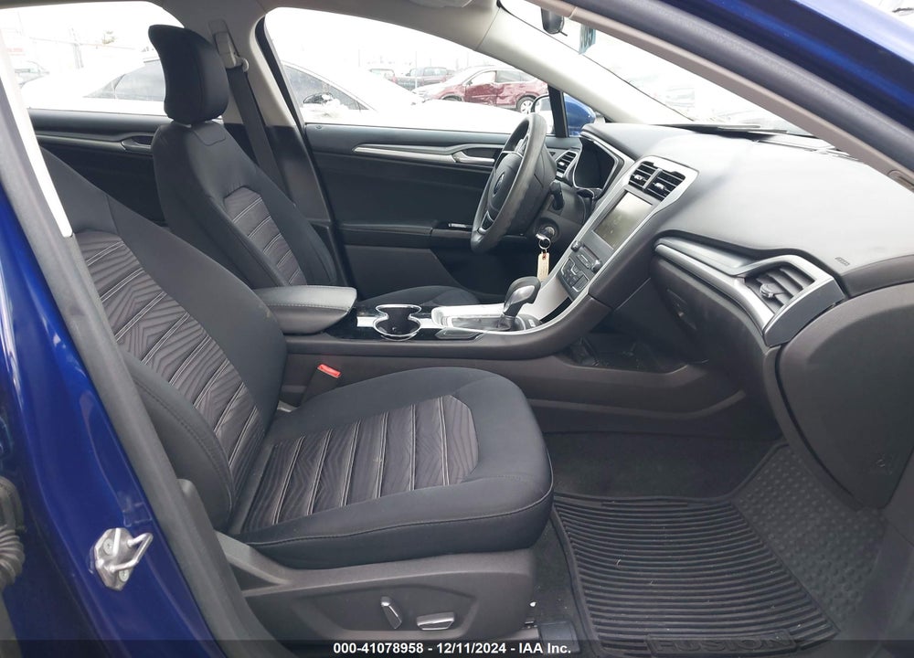 2016 FORD FUSION SE VIN: 3FA6P0HD8GR121940