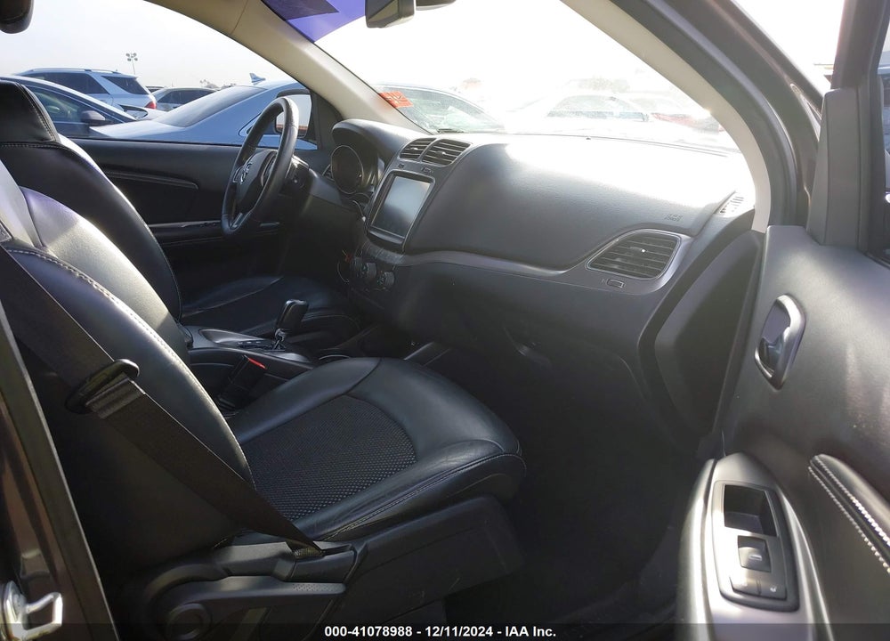 2019 DODGE JOURNEY CROSSROAD AWD VIN: 3C4PDDGGXKT708274