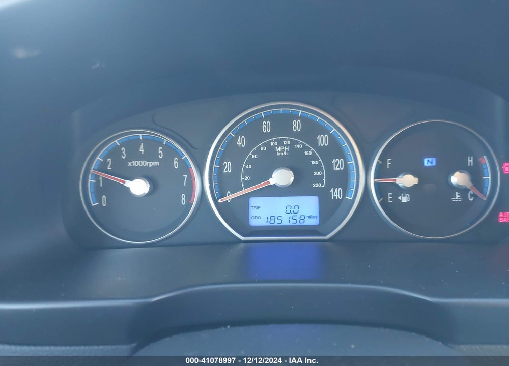 2009 HYUNDAI SANTA FE SE VIN: 5NMSH73E19H281482