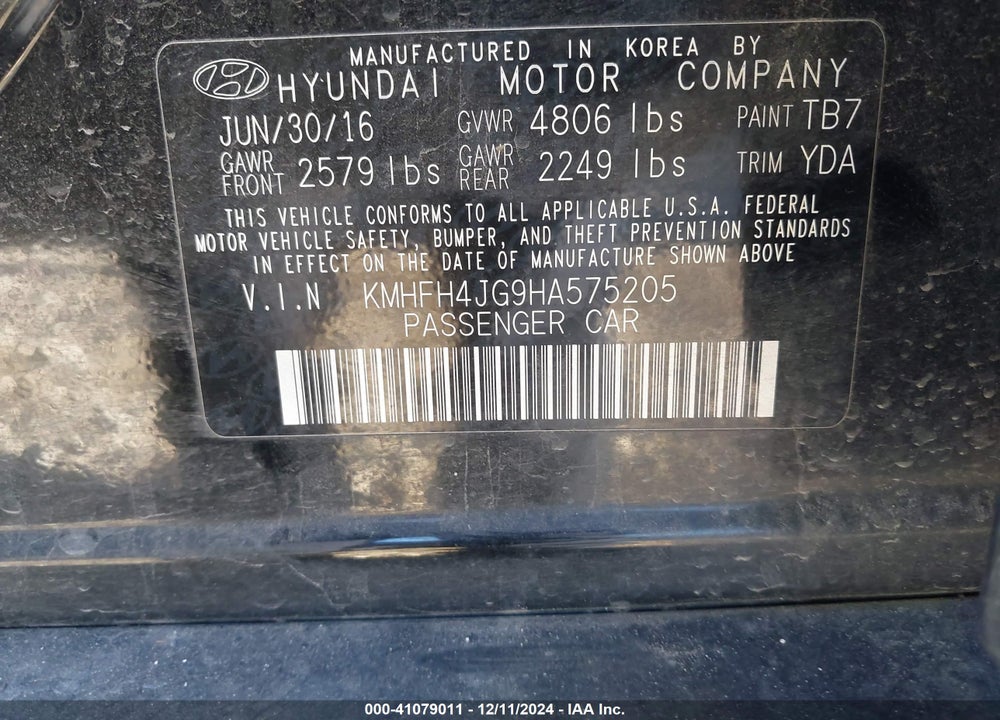 2017 HYUNDAI AZERA VIN: KMHFH4JG9HA575205