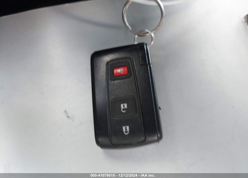 2004 TOYOTA PRIUS VIN: JTDKB20U640100675