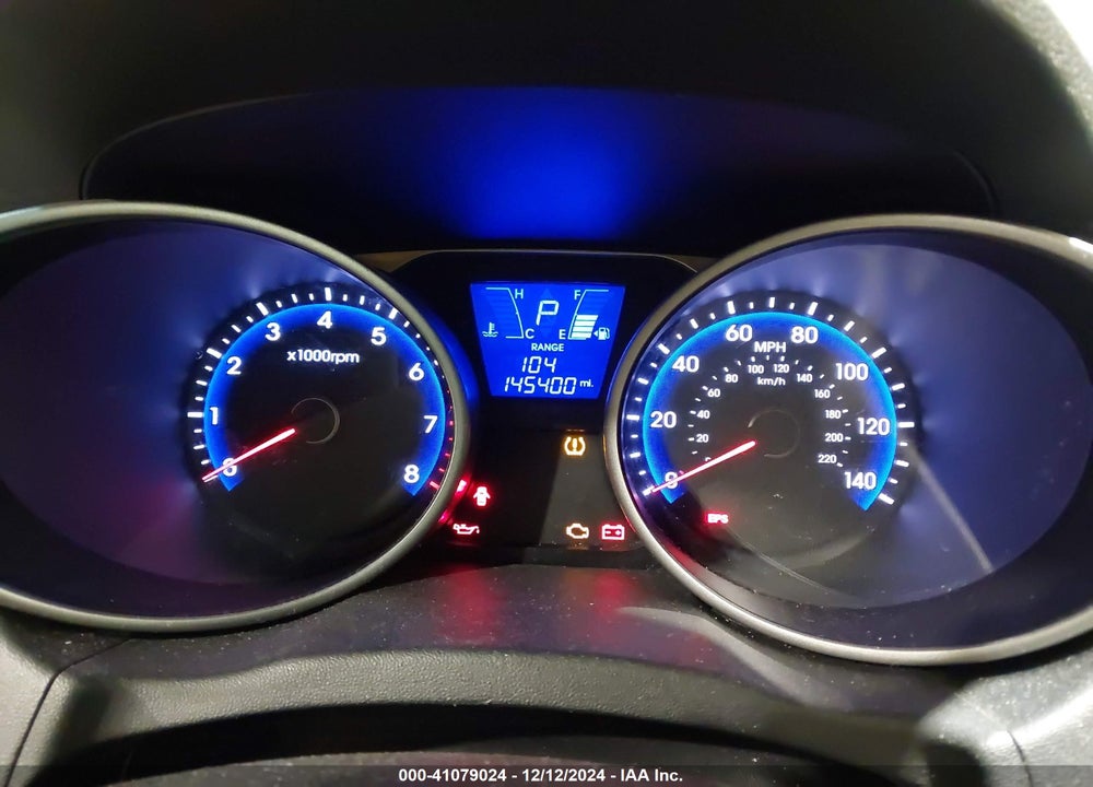 2013 HYUNDAI TUCSON VIN: KM8JUCAC0DU738670