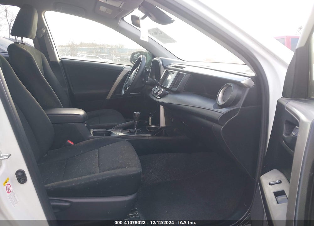 2018 TOYOTA RAV4 LE VIN: JTMBFREVXJJ726735