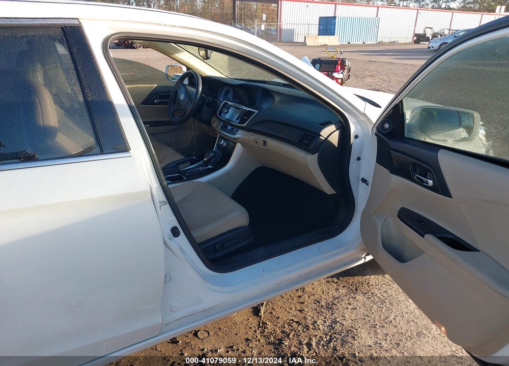 2013 HONDA ACCORD EX-L V-6 VIN: 1HGCR3F84DA001123