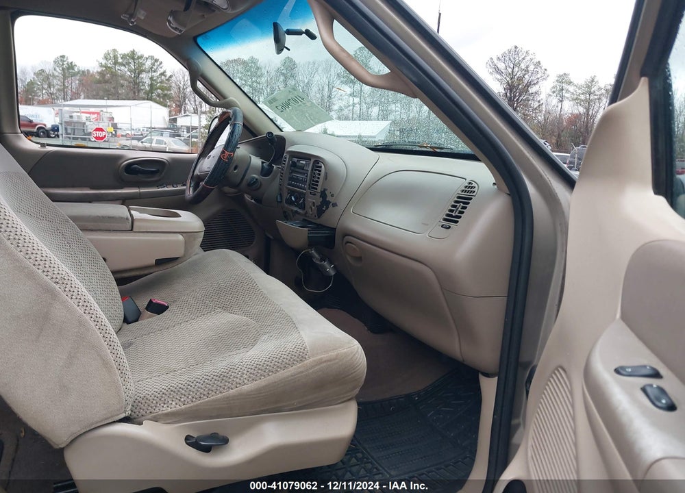 2001 FORD F-150 LARIAT/XL/XLT VIN: 1FTRX18L01NA04156
