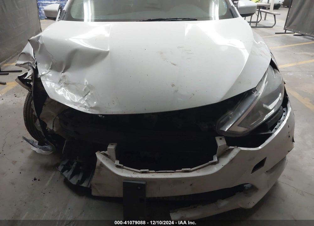 2018 NISSAN SENTRA SV VIN: 3N1AB7AP0JY320139