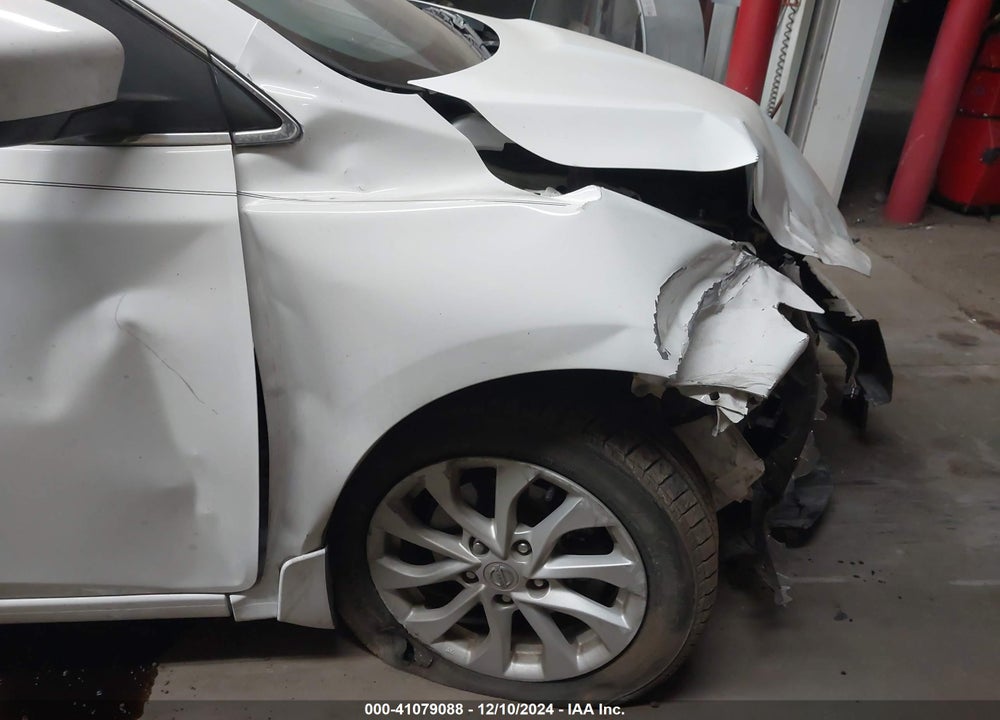 2018 NISSAN SENTRA SV VIN: 3N1AB7AP0JY320139