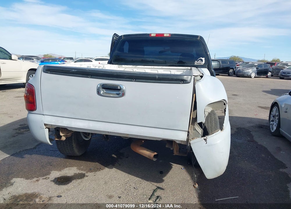 2001 GMC SIERRA 1500 SL VIN: 1GTEC14W21Z216690